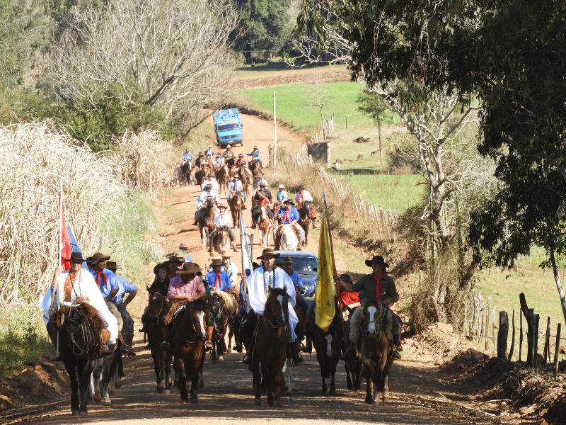 2° TRILHA DA INTEGRAÇÃO JESUÍTICA-GUARANI E 9° CAVALGADA NHEÇUANA-GUARANI