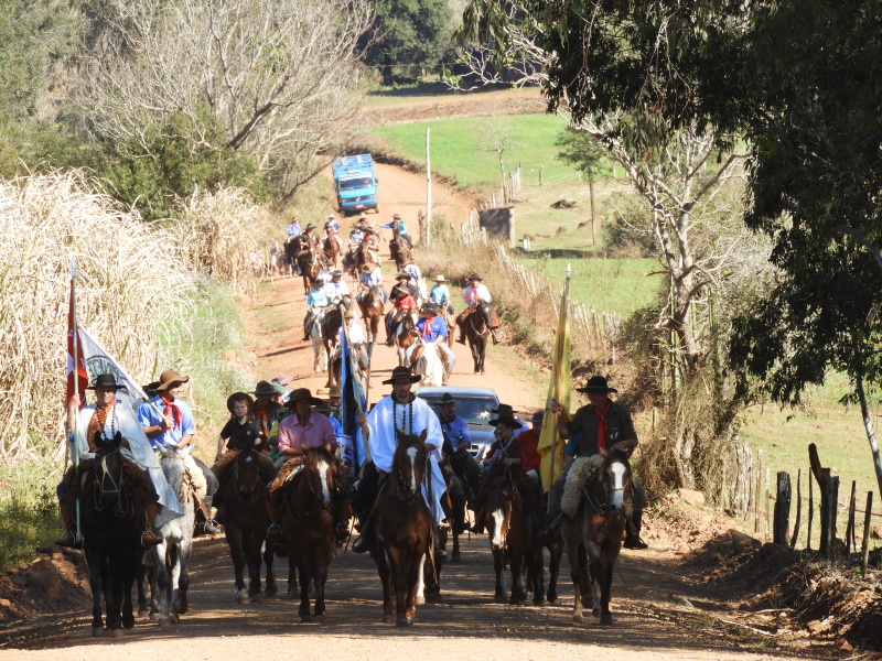2° TRILHA DA INTEGRAÇÃO JESUÍTICA-GUARANI E 9° CAVALGADA NHEÇUANA-GUARANI