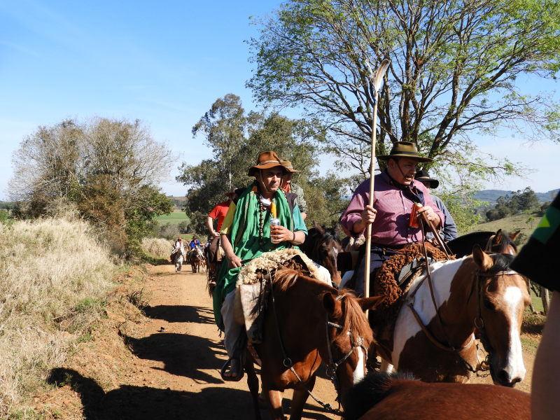 2° TRILHA DA INTEGRAÇÃO JESUÍTICA-GUARANI E 9° CAVALGADA NHEÇUANA-GUARANI