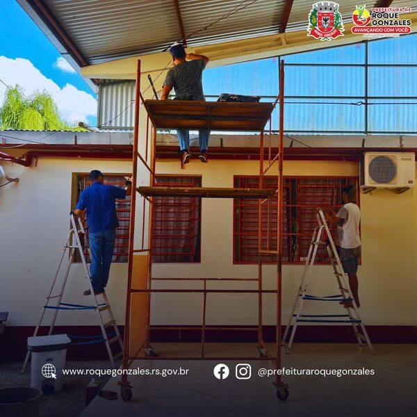 <p>ESCOLA MUNICIPAL DE ENSINO FUNDAMENTAL MARTIN LUTHER PASSA POR OBRAS DE MELHORIA</p>