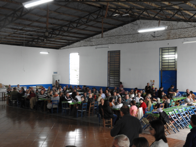 ADMINISTRAÇÃO MUNICIPAL REALIZA FESTA ALUSIVA AO DIA DO IDOSO