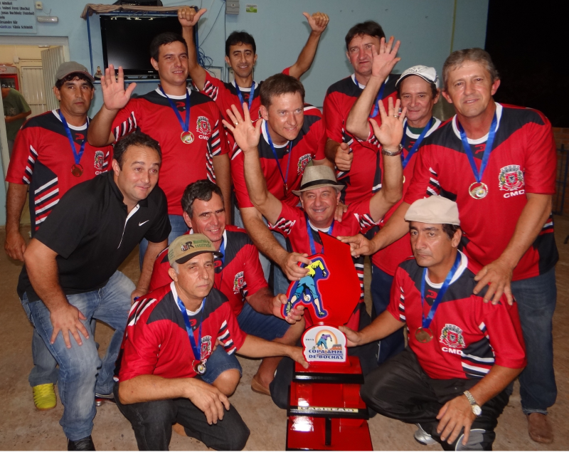 ROQUE GONZALES CAMPEÃO DA COPA AMM DE BOCHA 2015.
