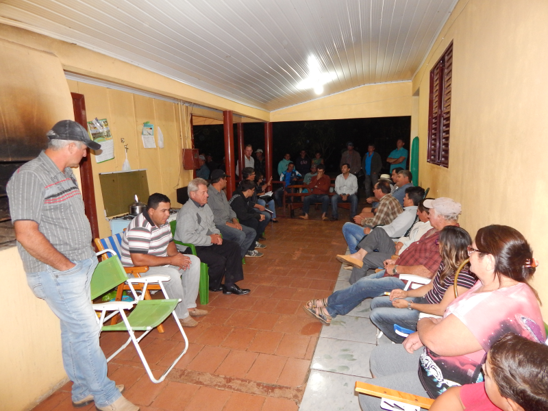 EXECUTIVO MUNICIPAL TEM REUNIÃO COM COMUNIDADE.