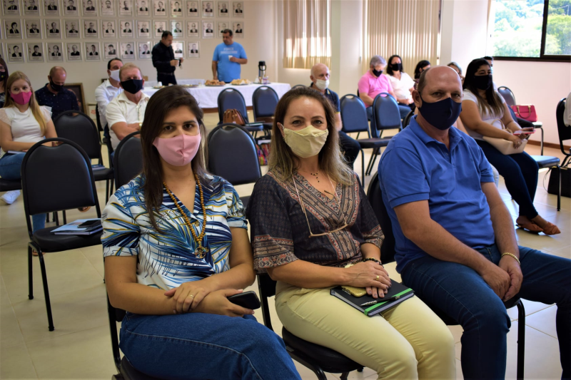 REUNIÃO SOBRE O PLANEJAMENTO DO TURISMO NA REGIÃO DAS MISSÕES