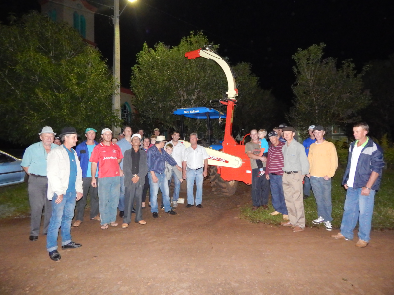 PROJETO DE AQUISIÇÃO DE MÁQUINAS E EQUIPAMENTOS AGRÍCOLAS.