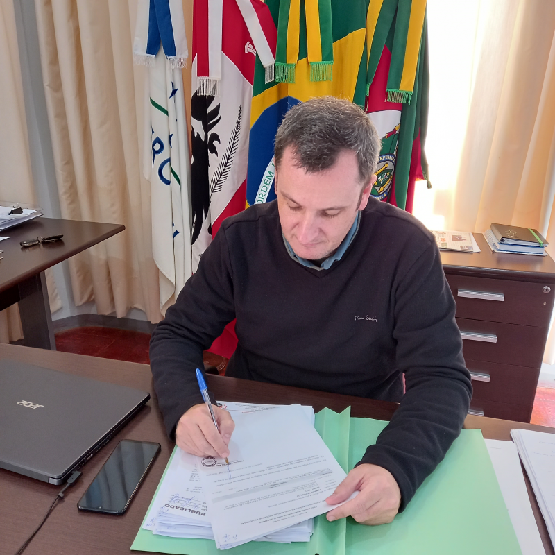 Realizada licitação para obras de calçamento no Distrito Industrial