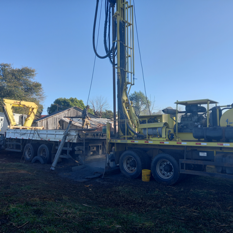 PREFEITURA INICIA PERFURAÇÃO DE POÇO ARTESIANO EM PARCERIA COM A SECRETARIA DE AGRICULTURA DO ESTADO