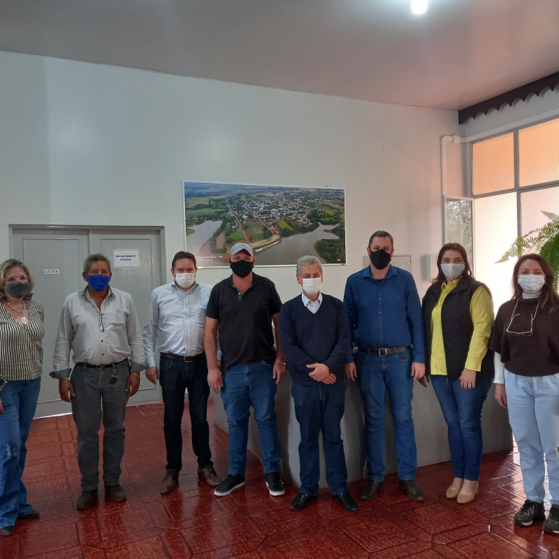 Prefeito Fernando Machry recebe visita dos Assessores do Deputado Estadual Ernani Polo