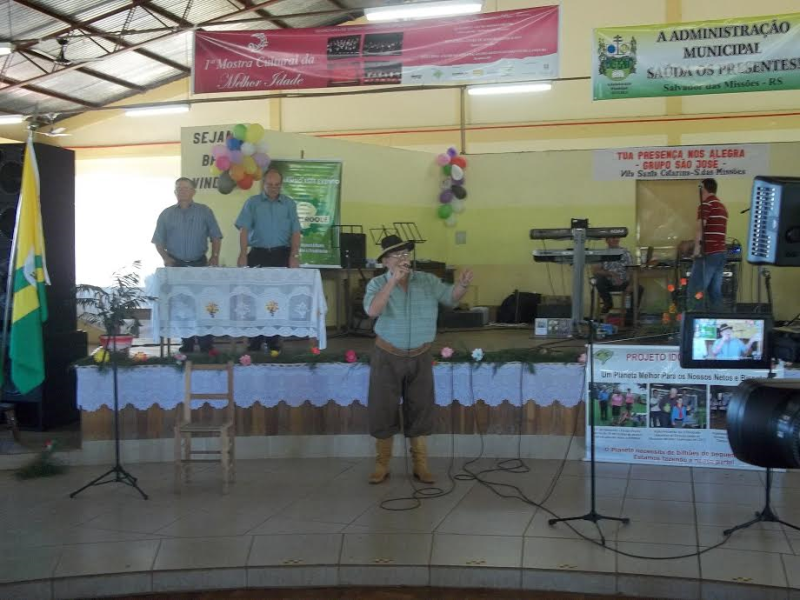 DECRETO Nº 2427 DE 17 DE AGOSTO DE 2015.