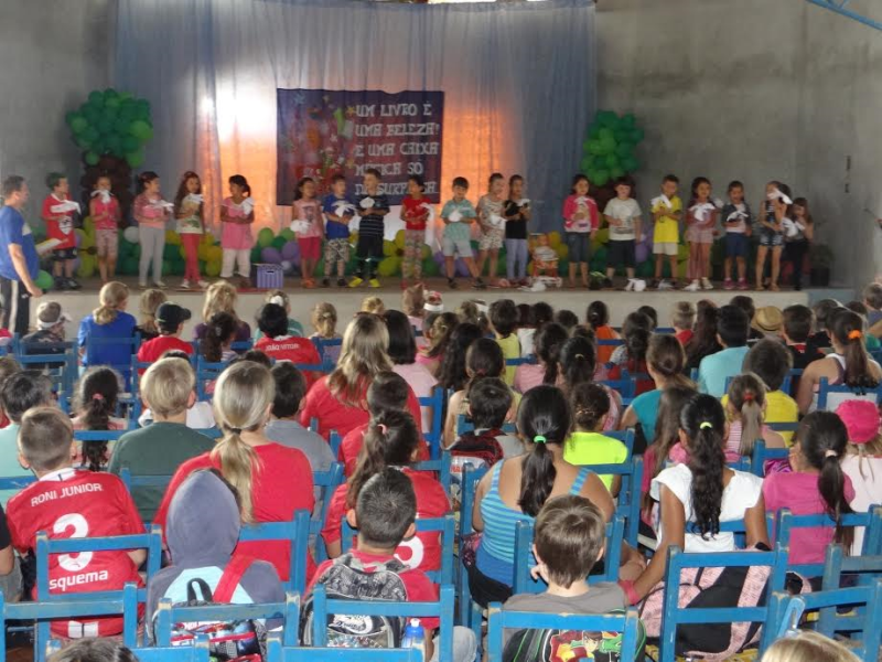 Sarau da leitura  LER É MUITO BOM!!