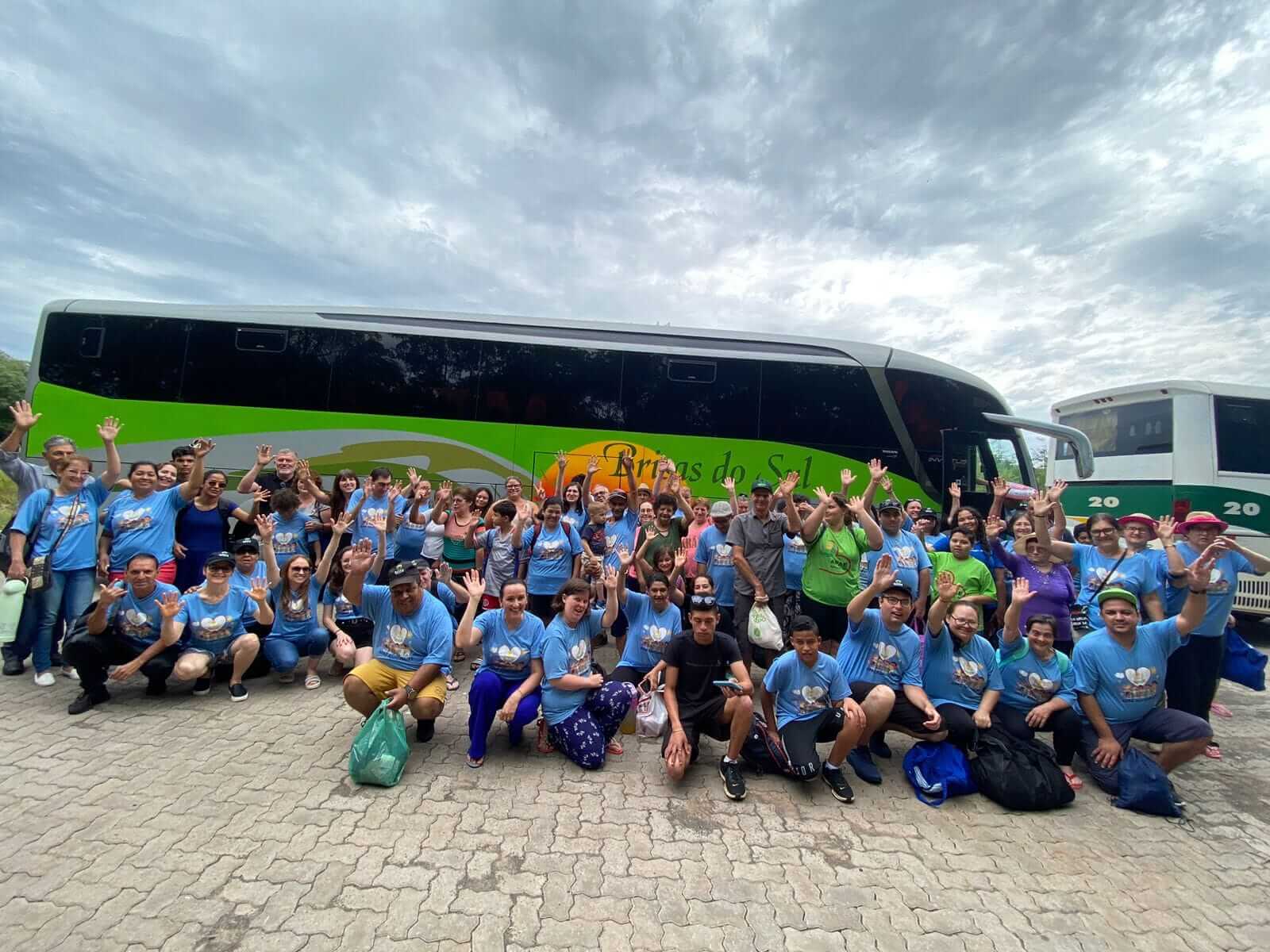 <p>PRAINHA DE ROQUE GONZALES RECEBE VISITANTES DE AJURICABA</p>