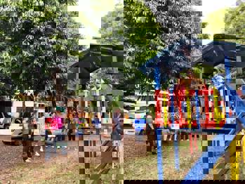 <p>PREFEITO EM EXERC&Iacute;CIO JOS&Eacute; ALFREDO KUPSKE E SECRETARIA DE EDUCA&Ccedil;&Atilde;O MARILENE CRUZ BOTH VISITAM ALGUMAS ESCOLAS NO PRIMEIRO DIA DE AULA</p>