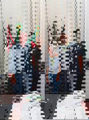 <p>PREFEITO FERNANDO MATTES MACHRY RECEBE CONVITE PARA O BAZAR DA APAE</p>