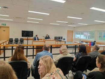 <p>PREFEITO EM EXERC&Iacute;CIO PARTICIPA DA APRESENTA&Ccedil;&Atilde;O DO JUIZ GIOVANE GET&Uacute;LIO MENEGAZ COMO TITULAR DA 2&ordf; VARA JUDICIAL DE CERRO LARGO</p>