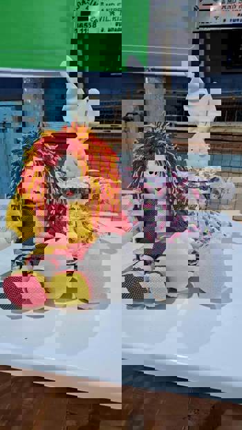 <p>PROJETO "ELAS S&Atilde;O MAIS" LEVA CAPACITA&Ccedil;&Atilde;O E INCENTIVO A GERA&Ccedil;&Atilde;O DE RENDA PARA AS MULHERES DE ROQUE GONZALES</p>