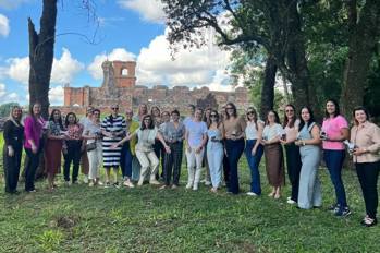 <p>FESTIVAL DE BALONISMO &Eacute; PALCO PARA INTEGRA&Ccedil;&Atilde;O DAS PRIMEIRAS-DAMAS DAS MISS&Otilde;ES</p>