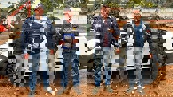 <p>ADMINISTRA&Ccedil;&Atilde;O MUNICIPAL RECEBE NOVO VE&Iacute;CULO PARA SECRETARIA DE OBRAS</p>