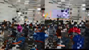 <p>PARADA PEDAG&Oacute;GICA RE&Uacute;NE PROFESSORES DA REDE MUNICIPAL NESTA TER&Ccedil;A-FEIRA 23</p>