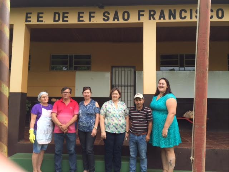 PREFEITO MUNICIPAL REUNE-SE COM COORDENADORAS DA 32ª CRE.