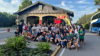 <p>PROJETO &ldquo;VIAJANDO PELO RS&rdquo; LEVA ALUNOS DO 9&ordm; ANO DAS ESCOLAS MUNICIPAIS EM UMA VIAGEM EDUCATIVA</p>