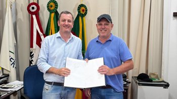 <p>VICE-PREFEITO ASSUME INTERINAMENTE O PODER EXECUTIVO MUNICIPAL</p>