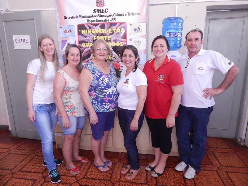 SECRETARIA DE EDUCAÇÃO SOB NOVA DIREÇÃO.