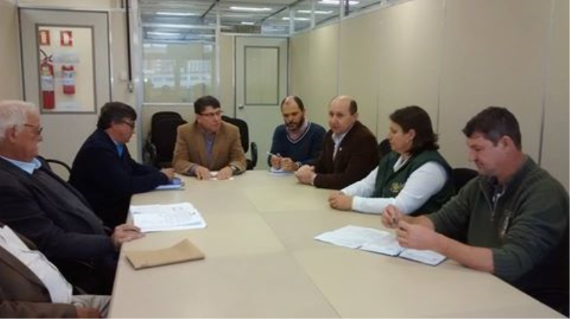 PREFEITO MUNICIPAL MOBILIZA COMITIVA PARA SOCORRER HOSPITAL SANTO ANTÔNIO.