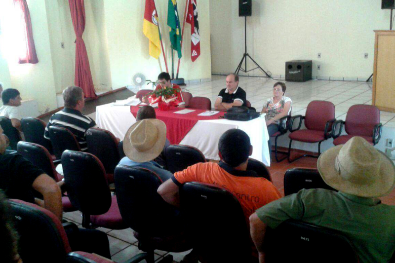 CONSELHO MUNICIPAL DO DESENVOLVIMENTO RURAL DISCUTE DESTINAÇÃO DE EMENDAS