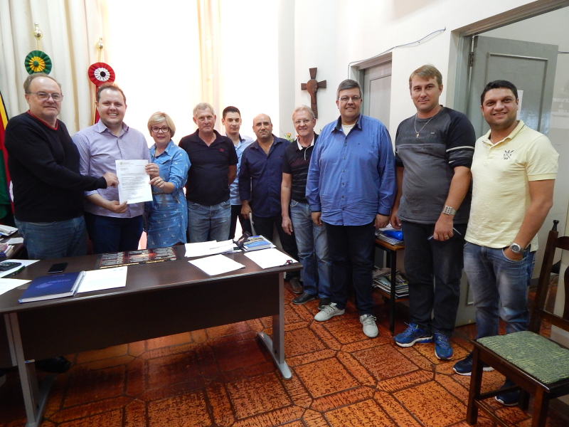 EMENDAS PARLAMENTARES (2017) BENEFICIARÃO MUNICÍPIO