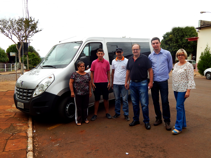 NOVO VEÍCULO CLIMATIZADO FARÁ O TRANSPORTE DE PACIENTES PARA HEMODIÁLISE