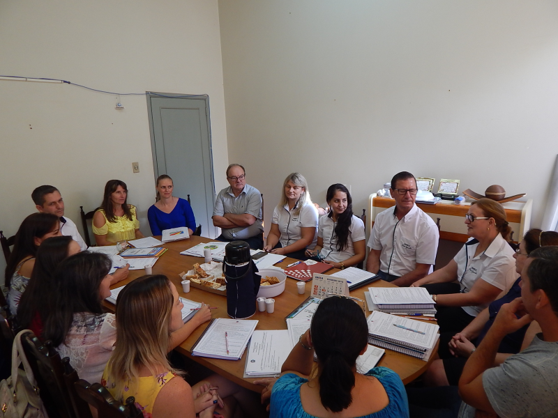 SECRETARIA DE EDUCAÇÃO E DIRETORES ORGANIZAM INICIO DO ANO LETIVO