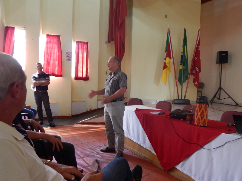 ROQUE GONZALES ESCOLHE SUAS PRIORIDADES EM AUDIÊNCIA DO COMUDE