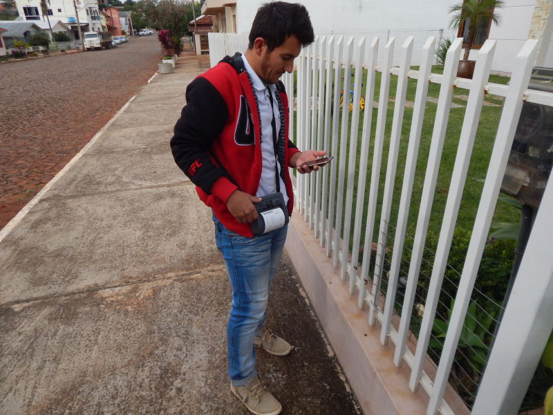 ADMINISTRAÇÃO MODERNIZA SISTEMA DE LEITURA DE ÁGUA