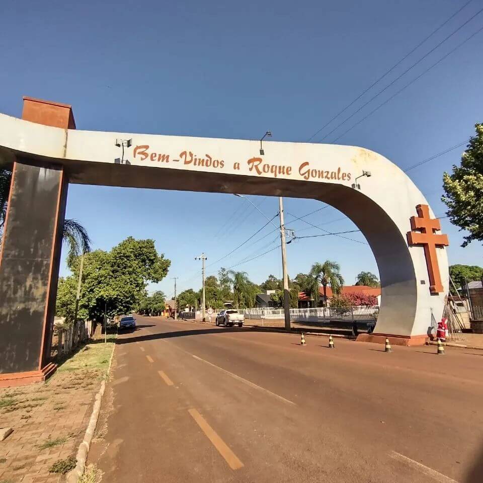 PÓRTIDO DO MUNICÍPIO ESTÁ RECEBENDO NOVA PINTURA