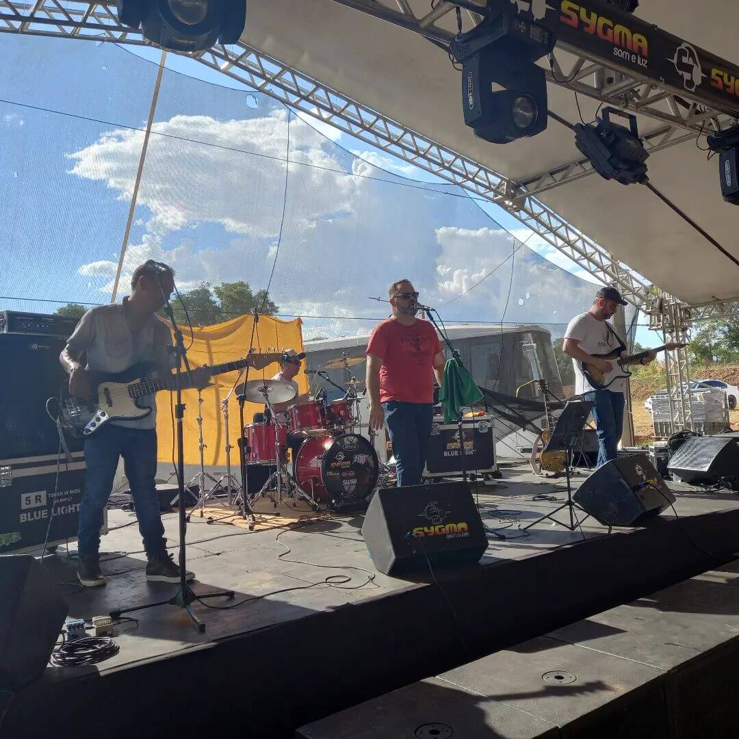 REALIZADO O 1º MOTO & NÁUTICA NA PRAINHA DE ROQUE GONZALES