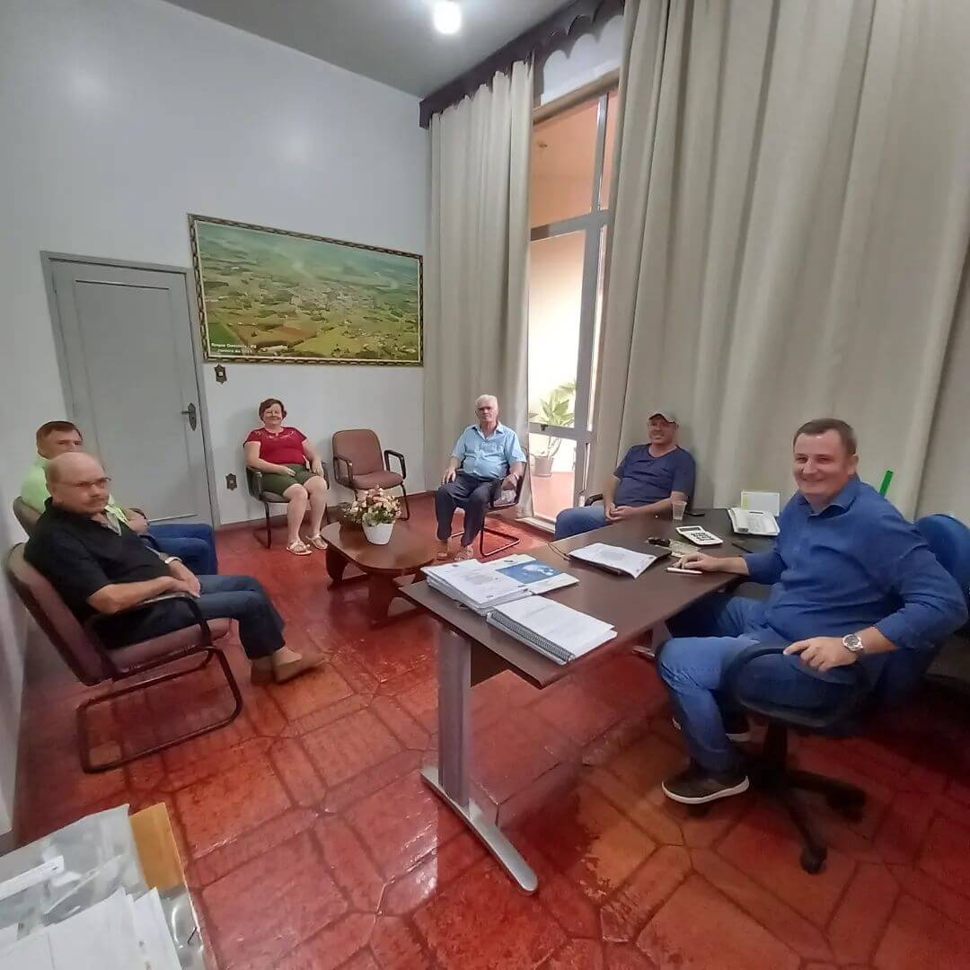 EXECUTIVO MUNICIPAL SE REÚNE COM REPRESENTANTES DOS CLUBES DA TERCEIRA IDADE