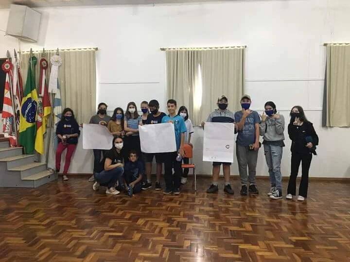 SECRETARIAS DE SAÚDE E EDUCAÇÃO DESENVOLVEM ATIVIDADES NAS ESCOLAS DO MUNICÍPIO