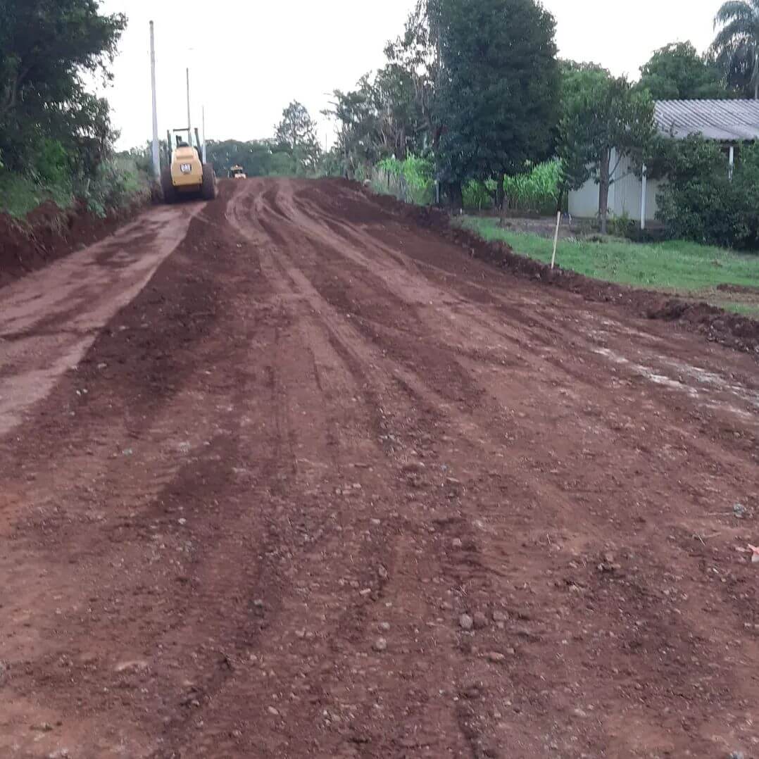 INICIO DO CALÇAMENTO NO BAIRRO GRINGS