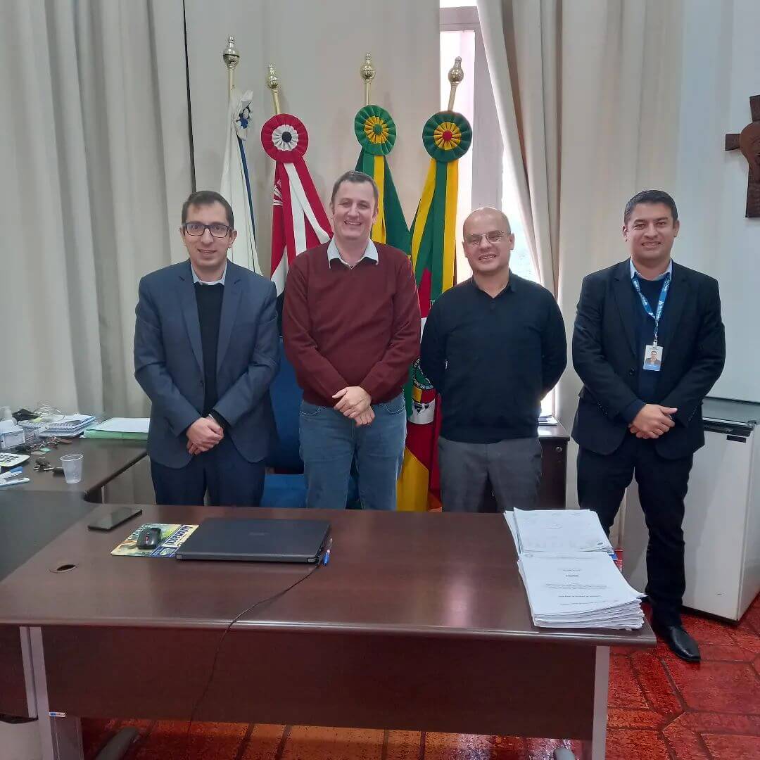 EQUIPE SUREG NOROESTE DO BANRISUL VISITAM GABINETE DO PREFEITO