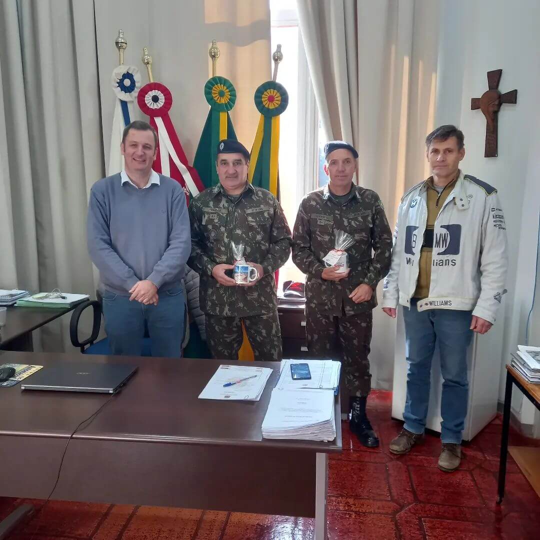 A JUNTA MILITAR DE ROQUE GONZALES RECEBE VISITA DO POSTO DE RECRUTAMENTO E MOBILIZAÇÃO DE SANTIAGO