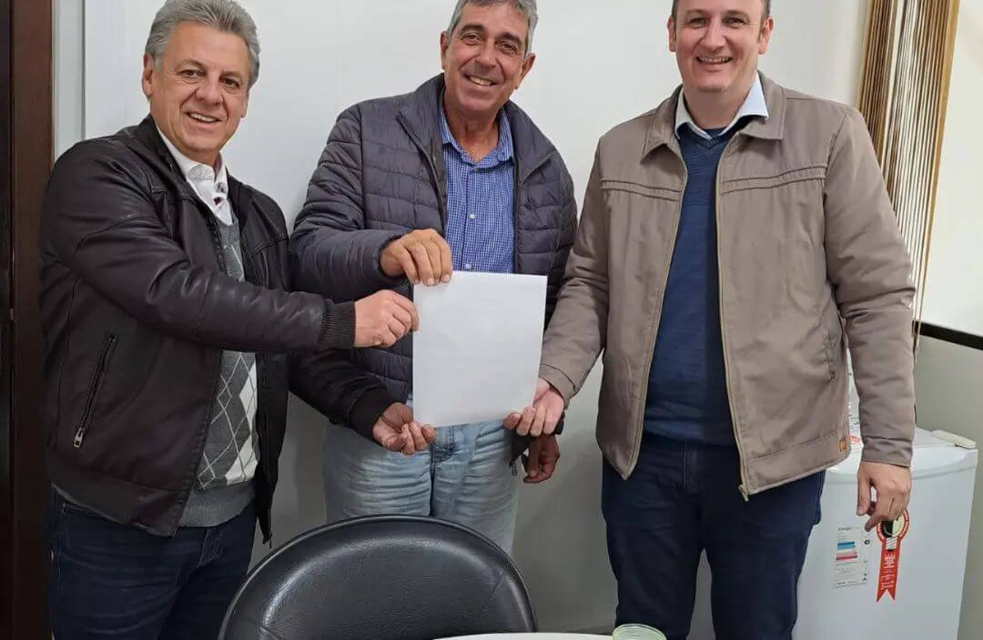 PREFEITO CUMPRE AGENDA NA CAPITAL GAÚCHA