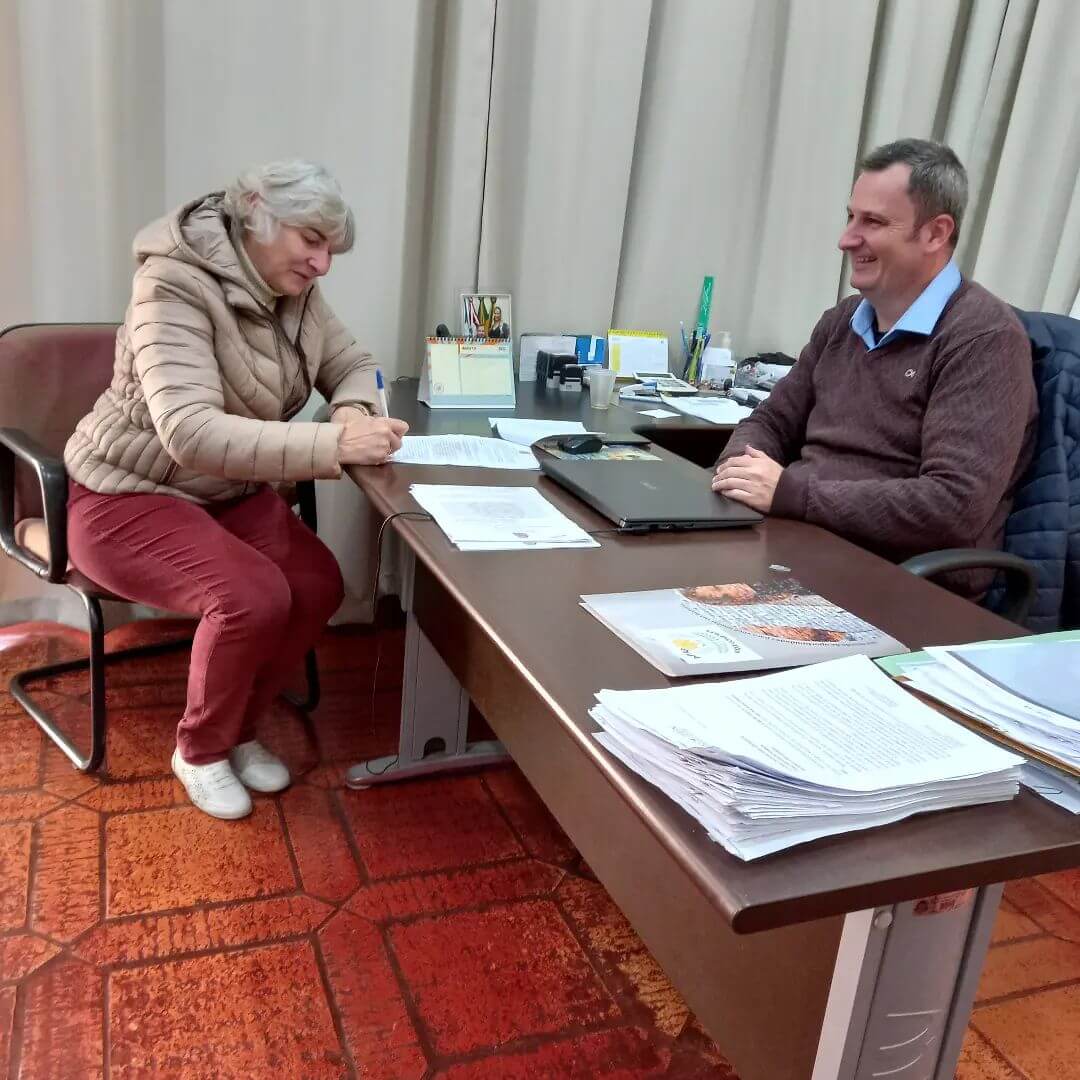 MUNICÍPIO FIRMOU TERMO DE FOMENTO PARA A APAE DE ROQUE GONZALES