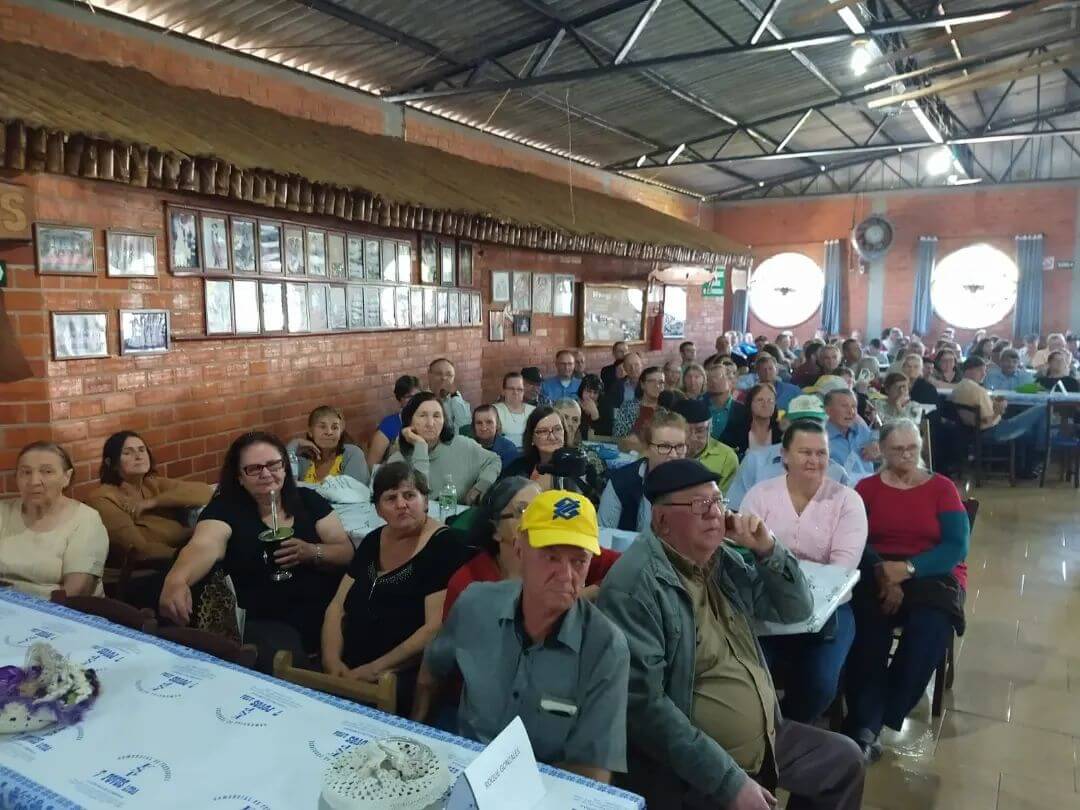 DIA DE HOMENAGEAR OS APOSENTADOS RURAIS DA NOSSA REGIÃO