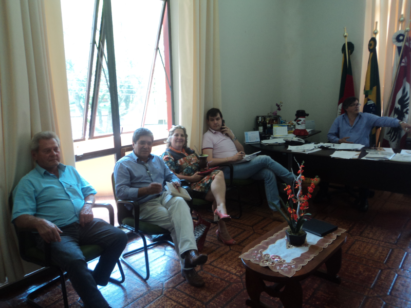 VICE PREFEITA DE SANTO ÂNGELO VISITA  ROQUE GONZALES.