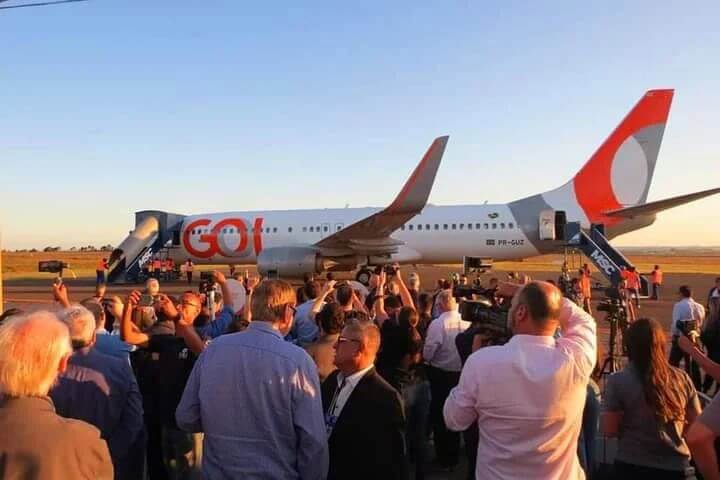 RECEPÇÃO DO VOO INAUGURAL DA GOL NO AEROPORTO DE SANTO ÂNGELO