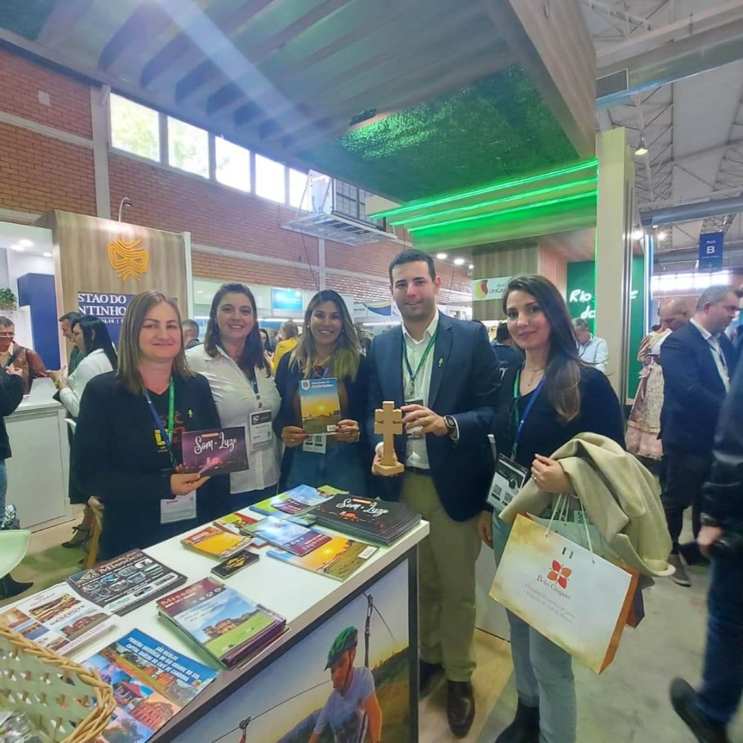 TURISMO DE ROQUE GONZALES PARTICIPA DO FESTURIS EM GRAMADO