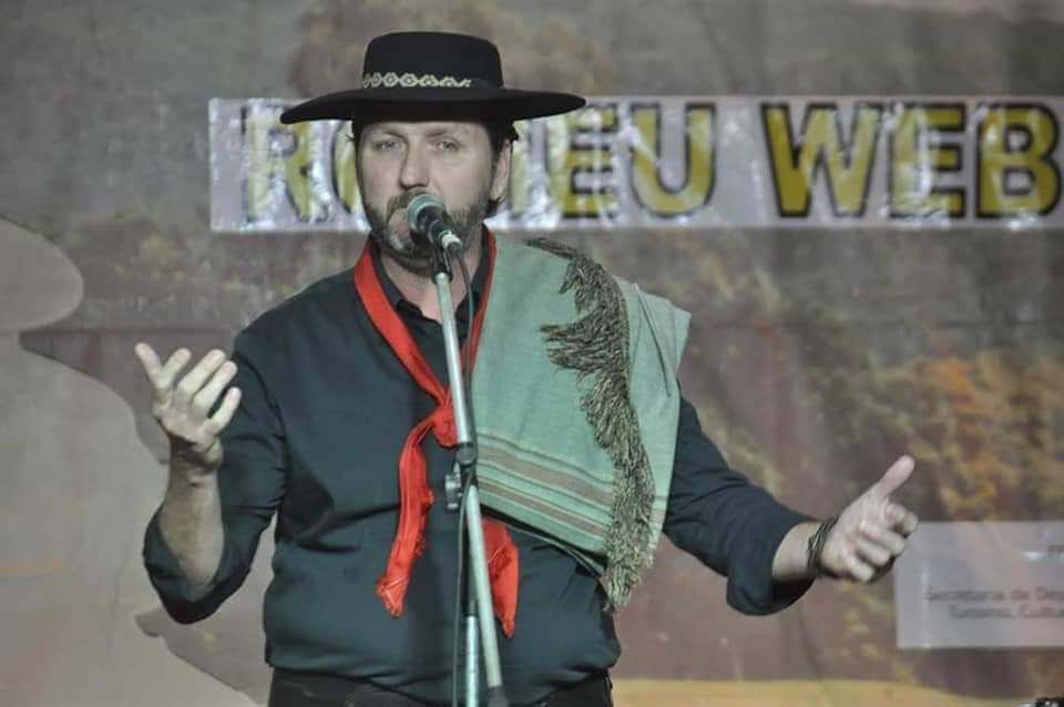 ROQUEGONZALENSE CLASSIFICA MÚSICA PARA FESTIVAL QUE É CONSIDERADO A “MÃE” DOS FESTIVAIS NATIVISTAS DO RS