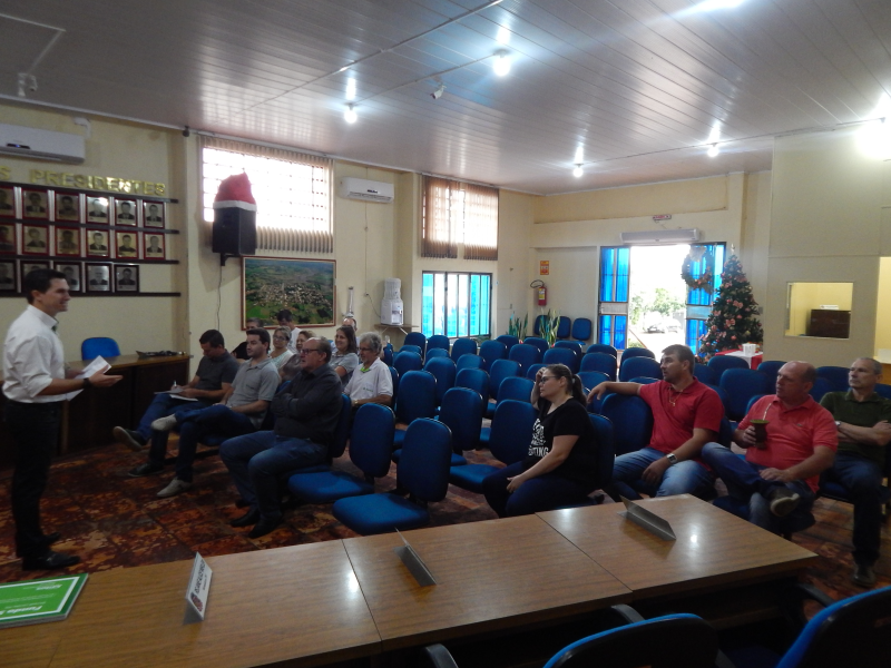 EMEF SANTO ANTÔNIO DE PÁDUA CONTEMPLADO COM RECURSOS DO FUNDO SOCIAL/SICREDI 