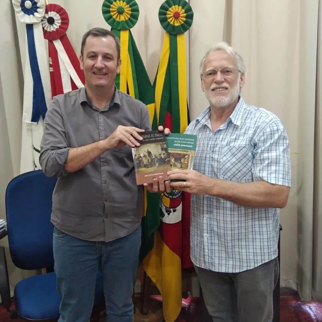 PREFEITO FERNANDO RECEBE VISITA DO PASTOR ROBERTO