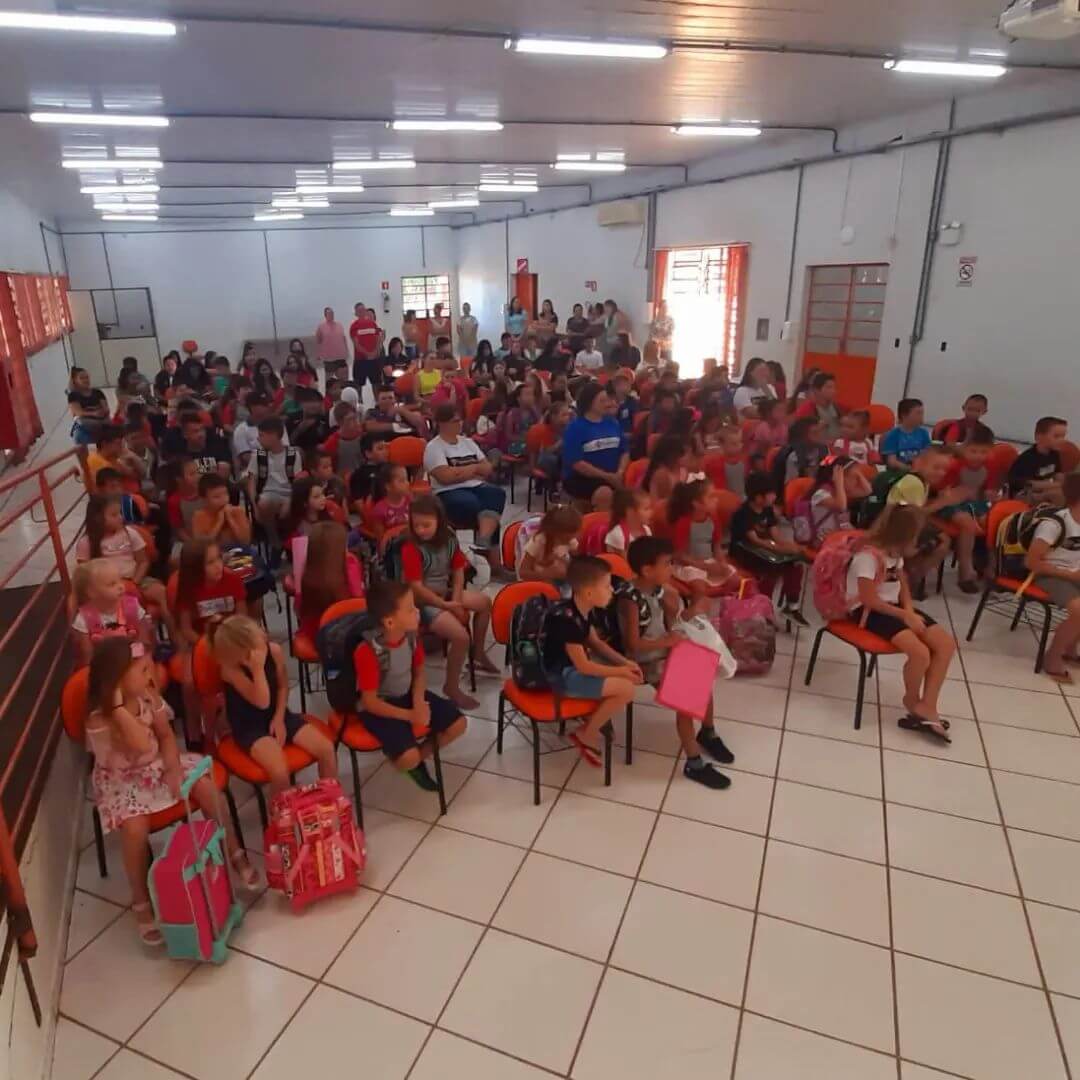 VOLTA ÀS AULAS NA REDE MUNICIPAL DE ENSINO
